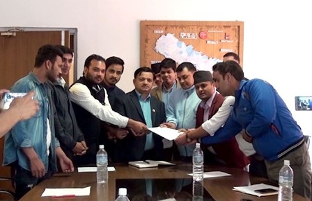 मनपरी शुल्क लिने विद्यालयहरु कारवाहीमा पर्छन: मन्त्री पौडेल