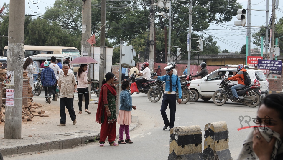 एक सातामा जथाभाबी बाटो काट्ने १५ हजार कारबाहीमा